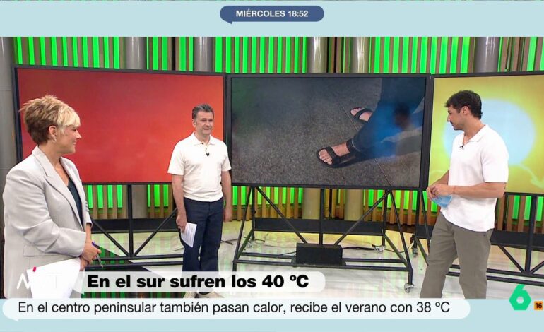 Iñaki López pide perdón a la audiencia después de que Javier Bastida enseñe los pies: «Perdemos audiencia a chorros»