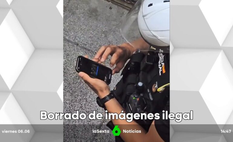 Investigan a un policía por borrar vídeos del móvil de un joven tras una actuación en Lavapiés