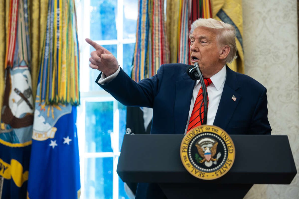 Estados Unidos bombardea Irán