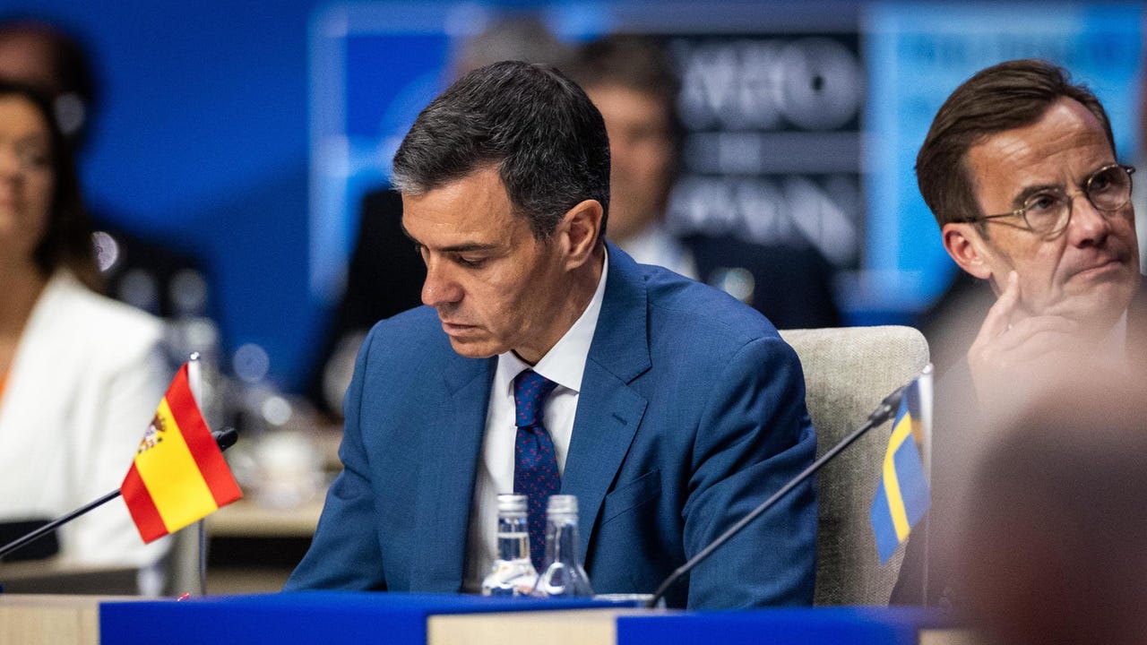 El Gobierno no teme a Trump e insiste en que «cumplirá sus compromisos» con la OTAN gastando el 2,1% en defensa
