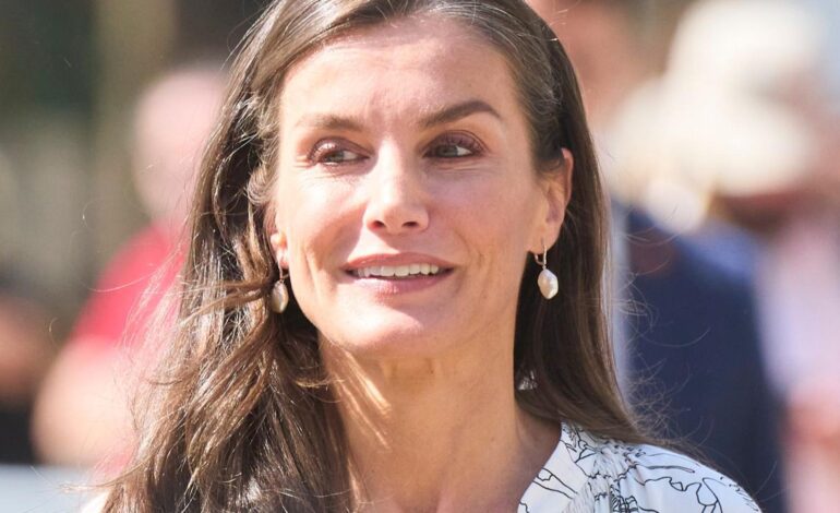 Por qué la reina Letizia siempre se hace este peinado: su truco favorito para recogerse el pelo