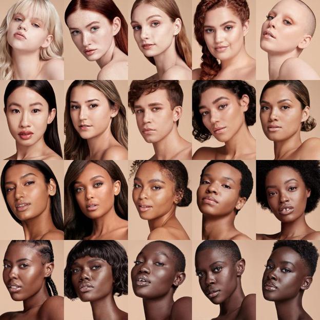 Modelos con diferentes tonos y subtítulos de cuero