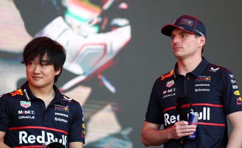 Tsunoda ya sabe que puede que no termine el año con Verstappen