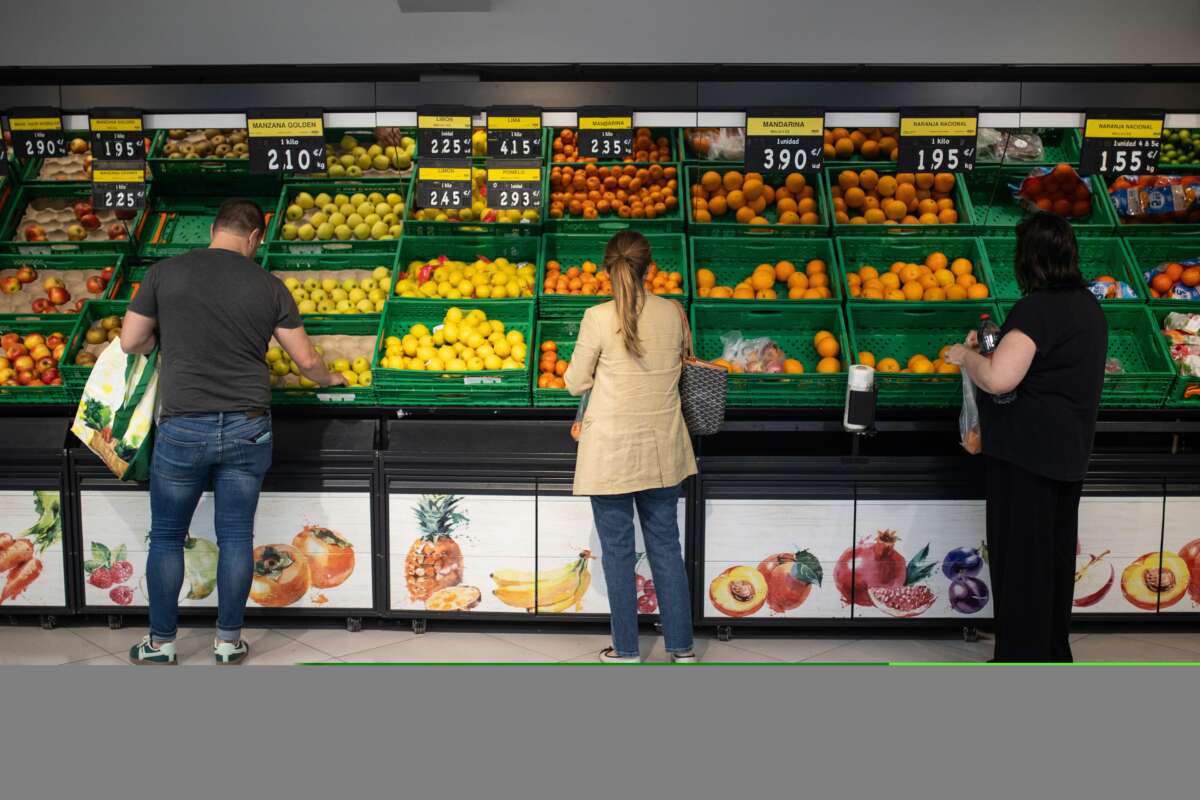 La patronal de El Corte Inglés, Carrefour y Alcampo vaticina lo que pasará con el consumo este 2025