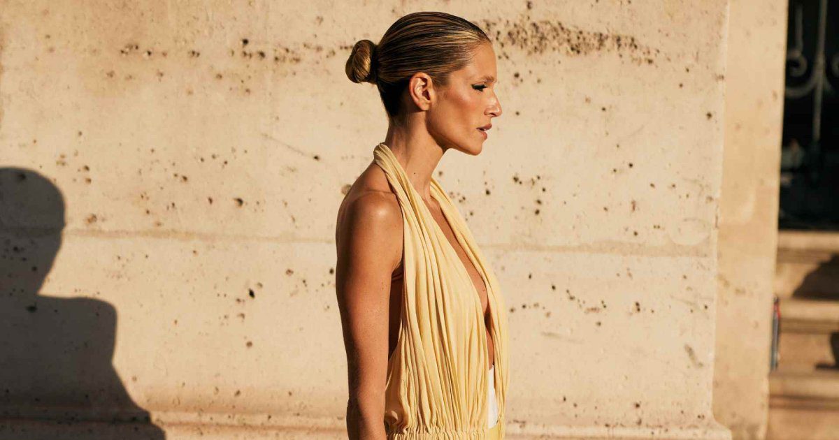 Las invitadas que tengan una boda en verano amarán estos vestidos de las rebajas de Sfera por menos de 50 euros