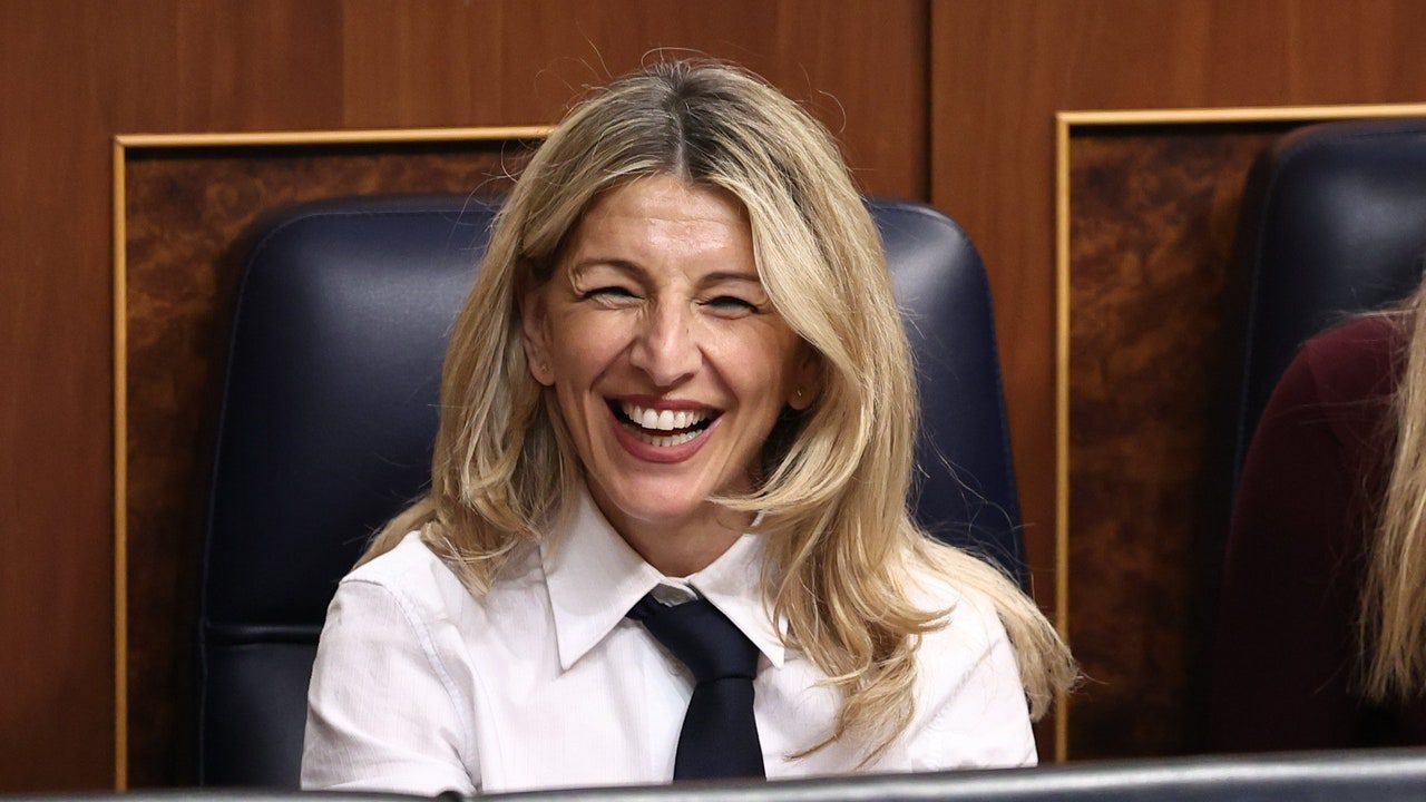 El paro cae en 58.000 personas y deja la afiliación en 21,5 millones por el «efecto verano»
