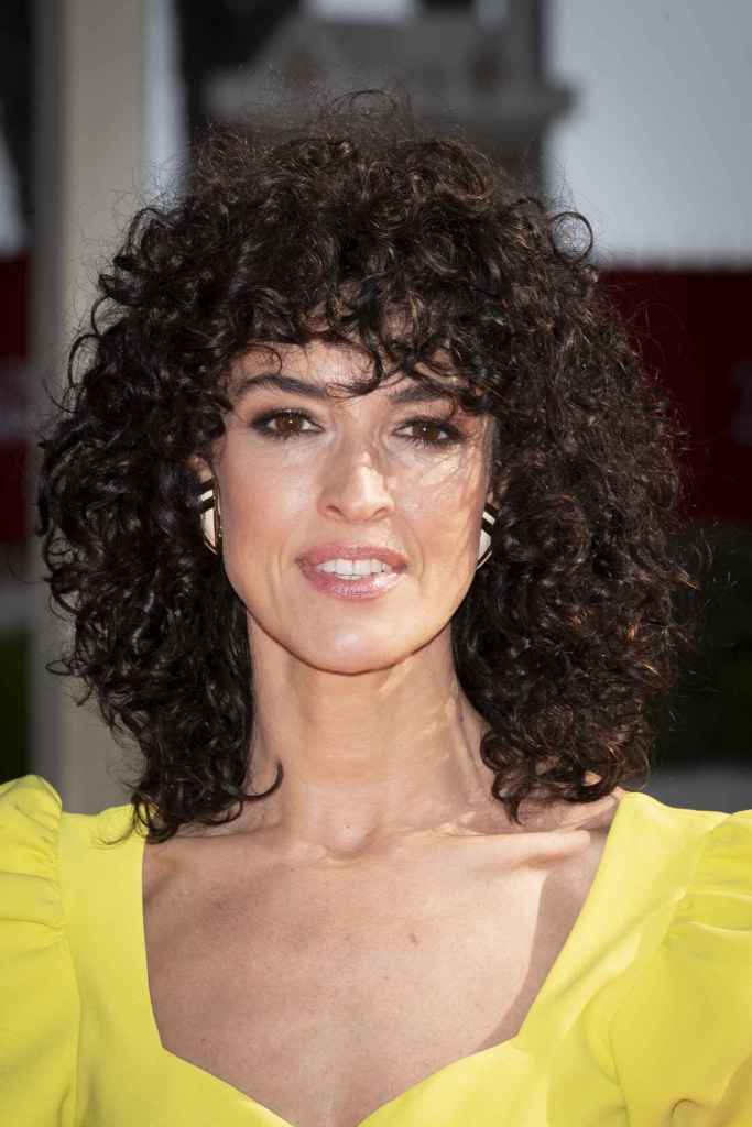 El bob ondulado es el mejor corte de cabello anti-cosecha para el cabello rizado