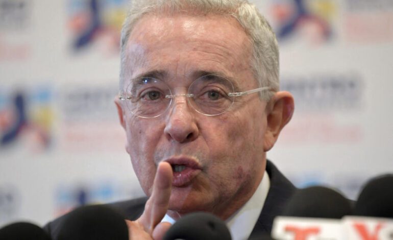 La sentencia contra Uribe se conocerá el 28 de julio: ¿de qué lo acusan y qué respondió?