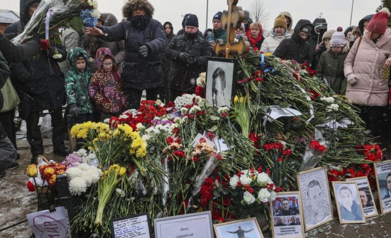 RUSIA NAVALNI | Rusia detiene a un opositor ruso vinculado a Navalni y deportado por EEUU