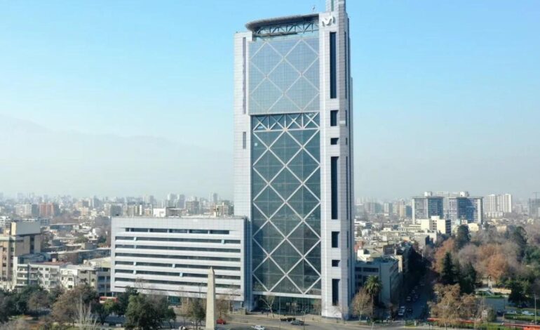 Telefónica retoma el proceso de venta de su sede en Chile para fortalecer sus inversiones