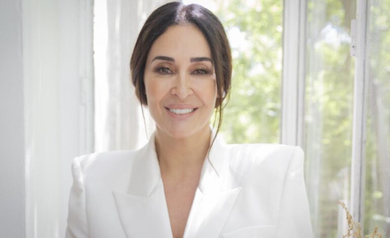 Vicky Martín Berrocal derrocha elegancia con el vestido perfecto para las noches de verano