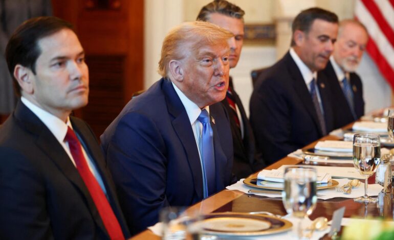 Trump cambia de opinión y asegura que EEUU enviará más armas a Ucrania para que pueda «defenderse» de Rusia