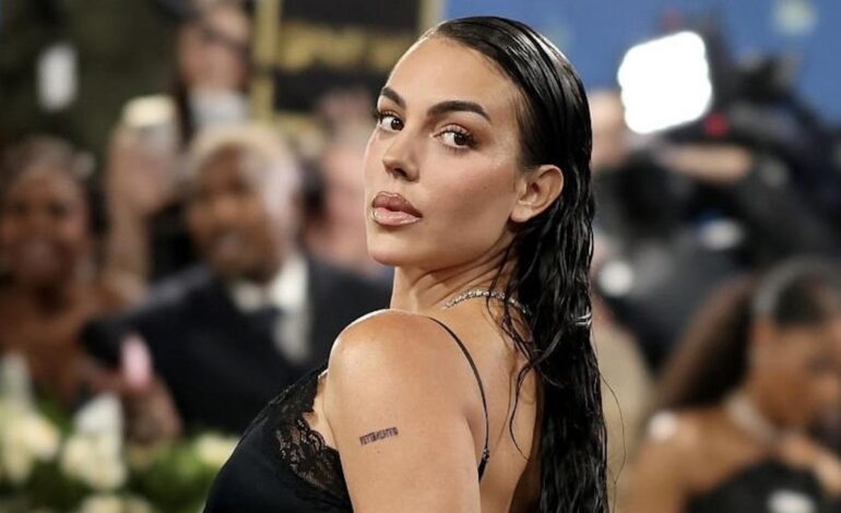 Georgina Rodríguez y el vestido blanco ‘made in Spain’ que sublima el bronceado como ningún otro