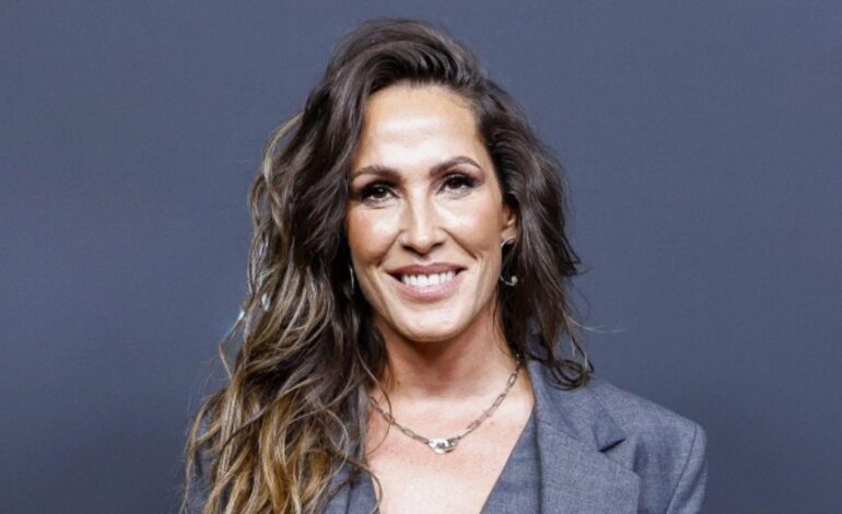 Imágenes del día: Malú reaparece tras meses de silencio con nueva imagen y de vacaciones en un hotel de 5 estrellas en Lanzarote