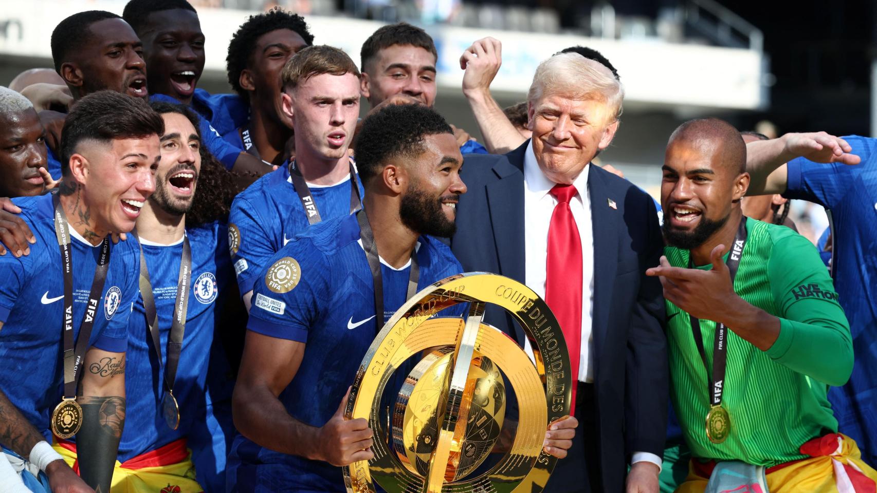 Trump anuncia que EEUU enviará sistemas de defensa Patriot a Ucrania, pero la UE «pagará por ello»