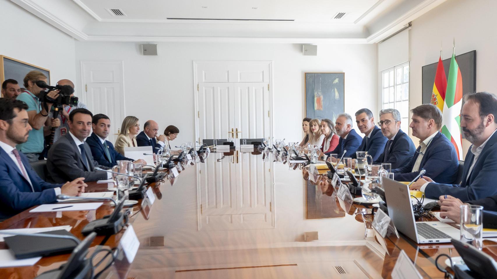 Sánchez y Pradales desatascan el crédito de 75 millones de la SEPI para poner en marcha el plan de ‘salvación’ de Talgo