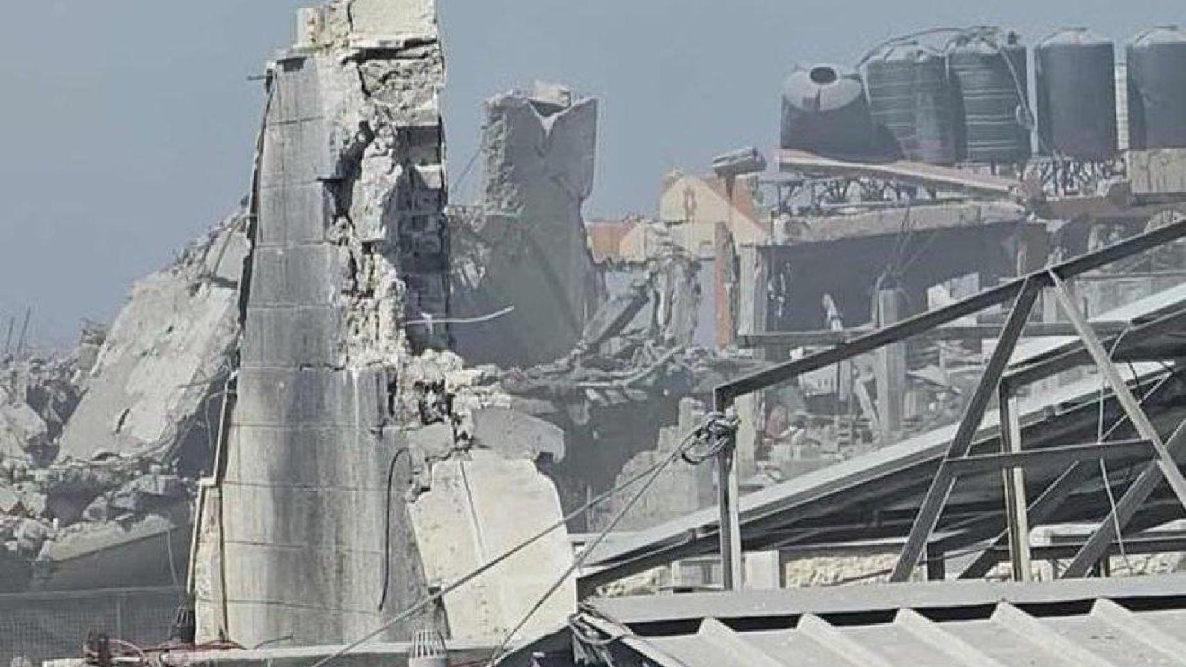 Israel bombardea la única iglesia católica de Gaza, mata a dos personas y desata la ira de Meloni: «Esto es inaceptable»