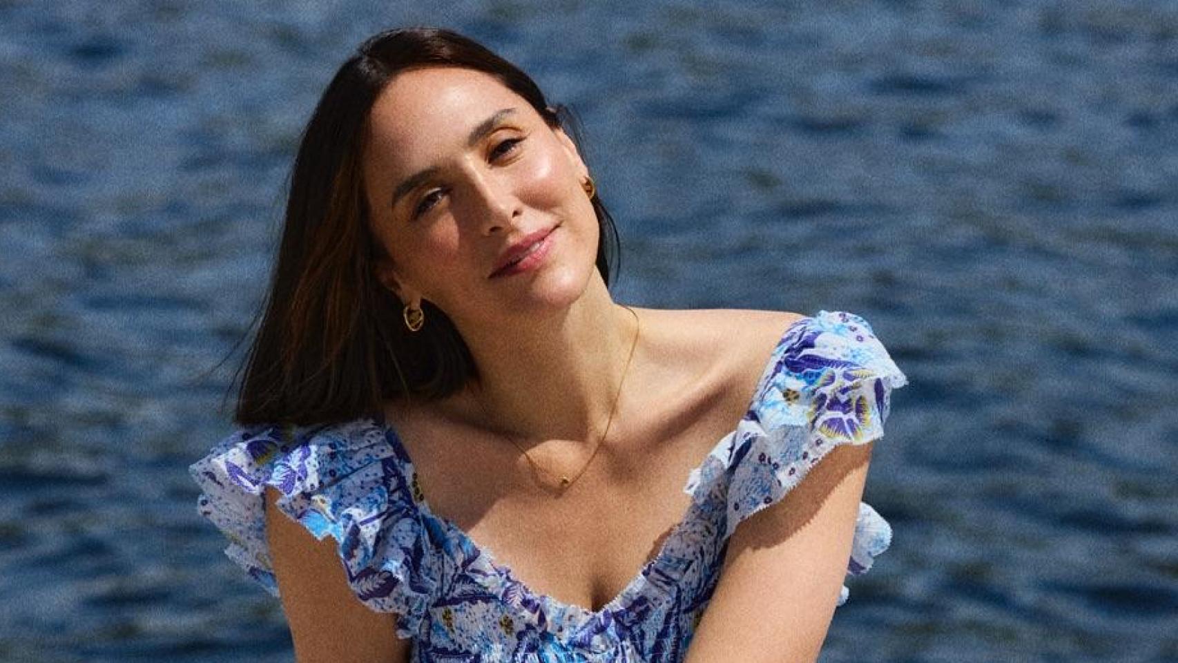 Tamara Falcó enseña el vestido de rebajas que todas las mujeres de más de 45 años desean en su armario
