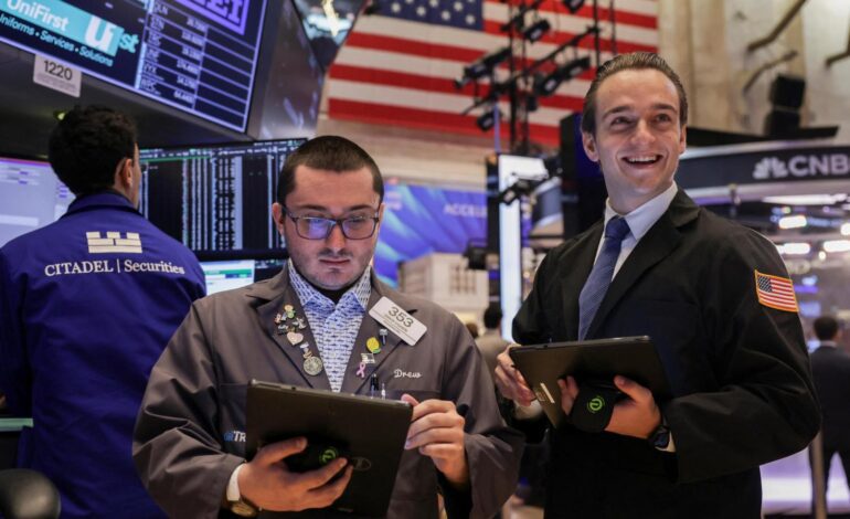 Wall Street espera a la Fed y a los resultados de Meta y Microsoft con ligeras subidas