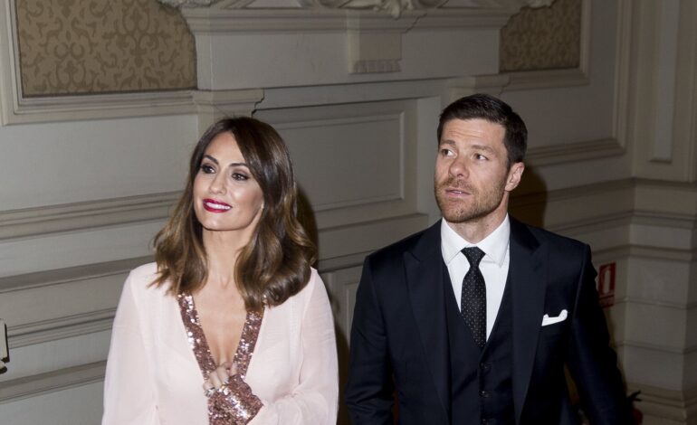 Xabi Alonso y Nagore Aranburu, denunciados por el acceso ilegal a su chalé en San Sebastián
