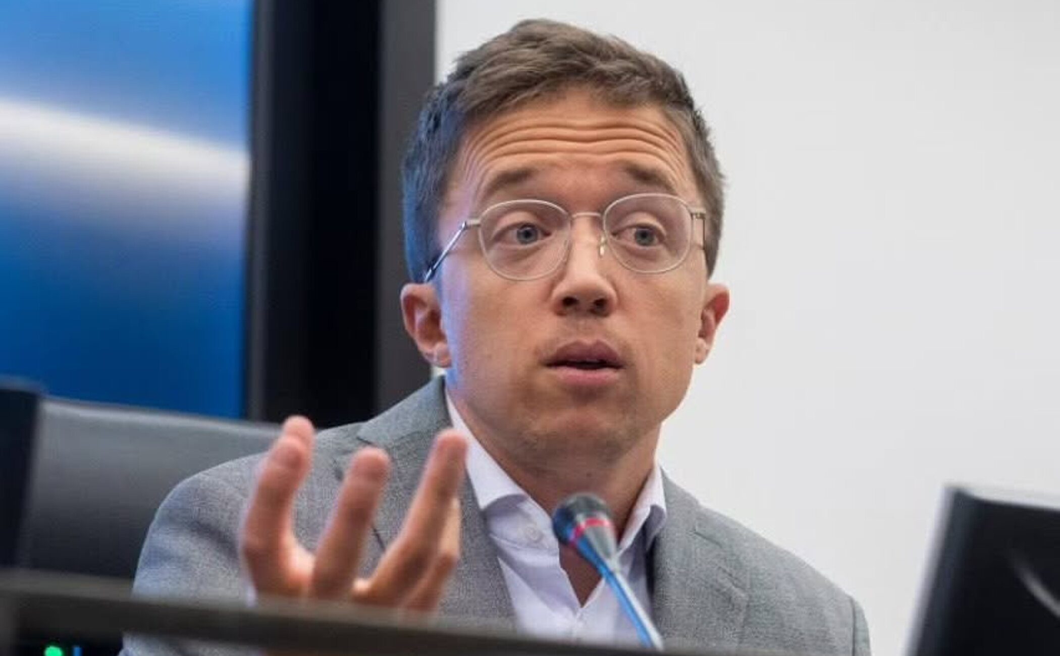 Íñigo Errejón exigirá 10.000 euros a Elisa Mouliaá si no se retracta de sus acusaciones