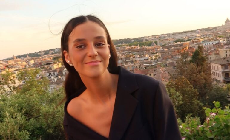 Victoria Federica felicita a Froilán con dos fotos inéditas y un mensaje que desvela su vínculo