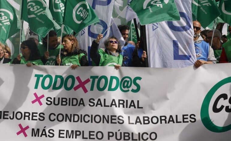 El Gobierno aprobará la oferta de empleo público con el rechazo de los sindicatos