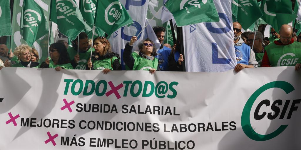 El Gobierno aprobará la oferta de empleo público con el rechazo de los sindicatos