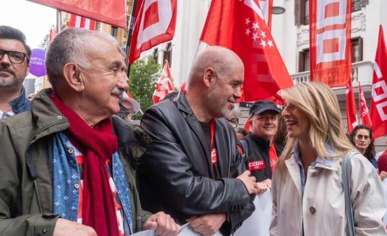Los sindicatos amenazan con movilizaciones para desbloquear la reducción de jornada