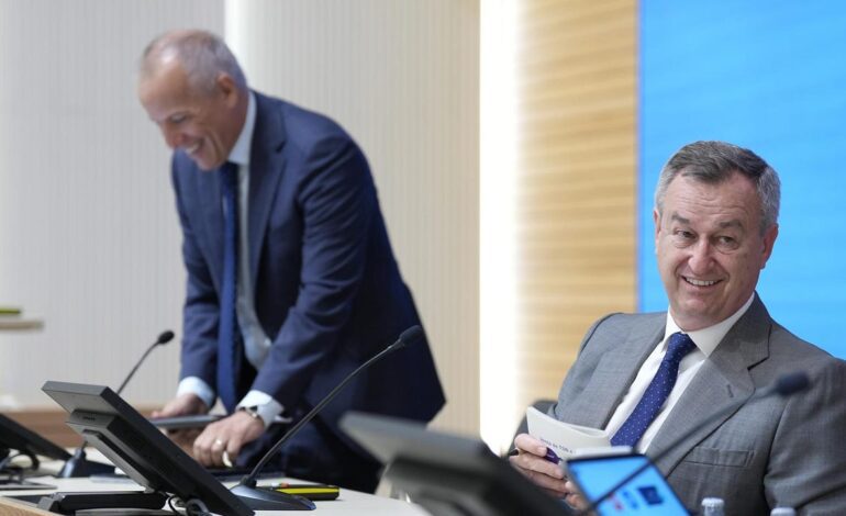los accionistas solo cobrarán el superdividendo por TSB si rechazan la opa de BBVA