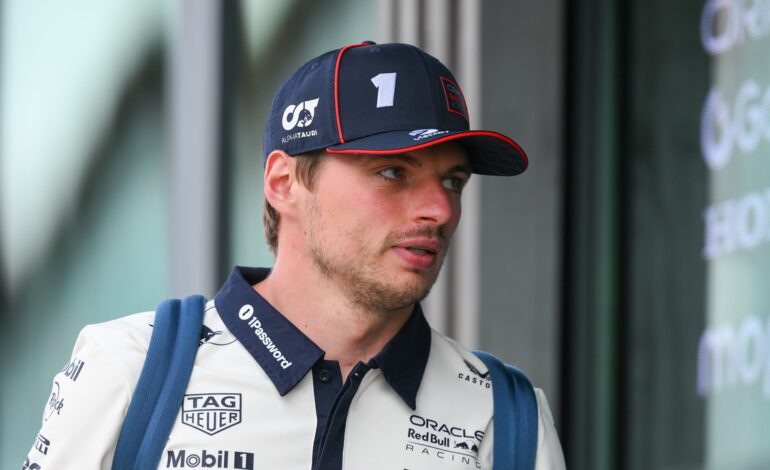 Max Verstappen juega al despiste sobre su futuro en Red Bull