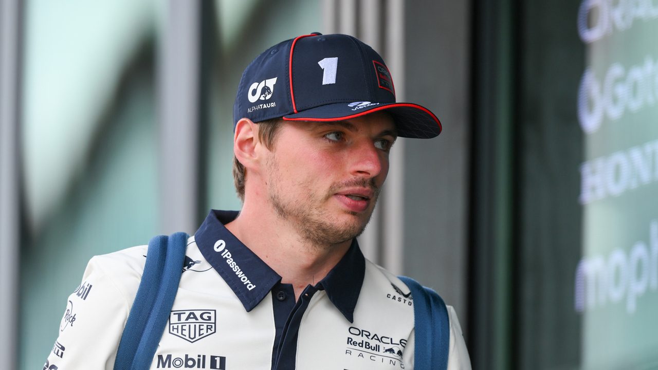 Max Verstappen juega al despiste sobre su futuro en Red Bull