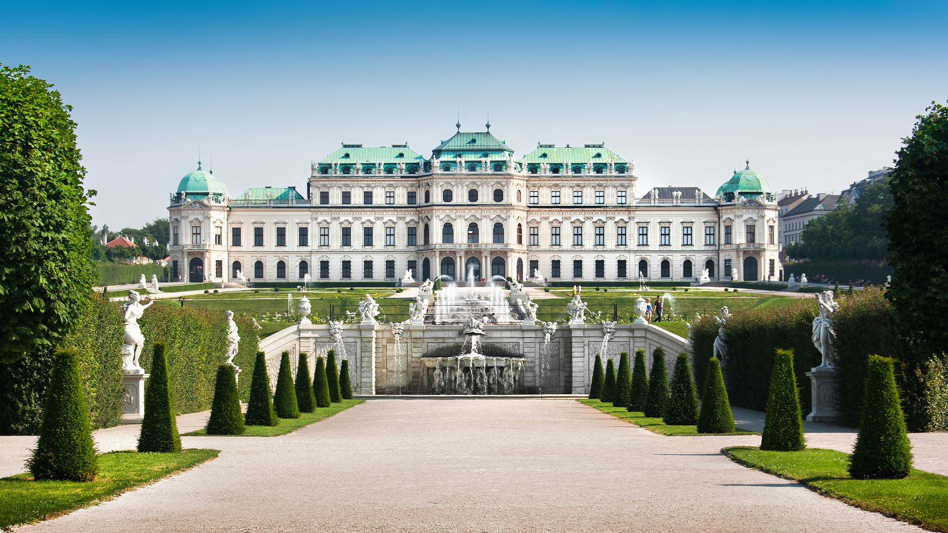 Exterior y jardines del Palais du Belvédère en Viena, Austria