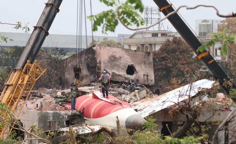 Los motores del avión de Air India colapsaron en pleno despegue por falta de combustible
