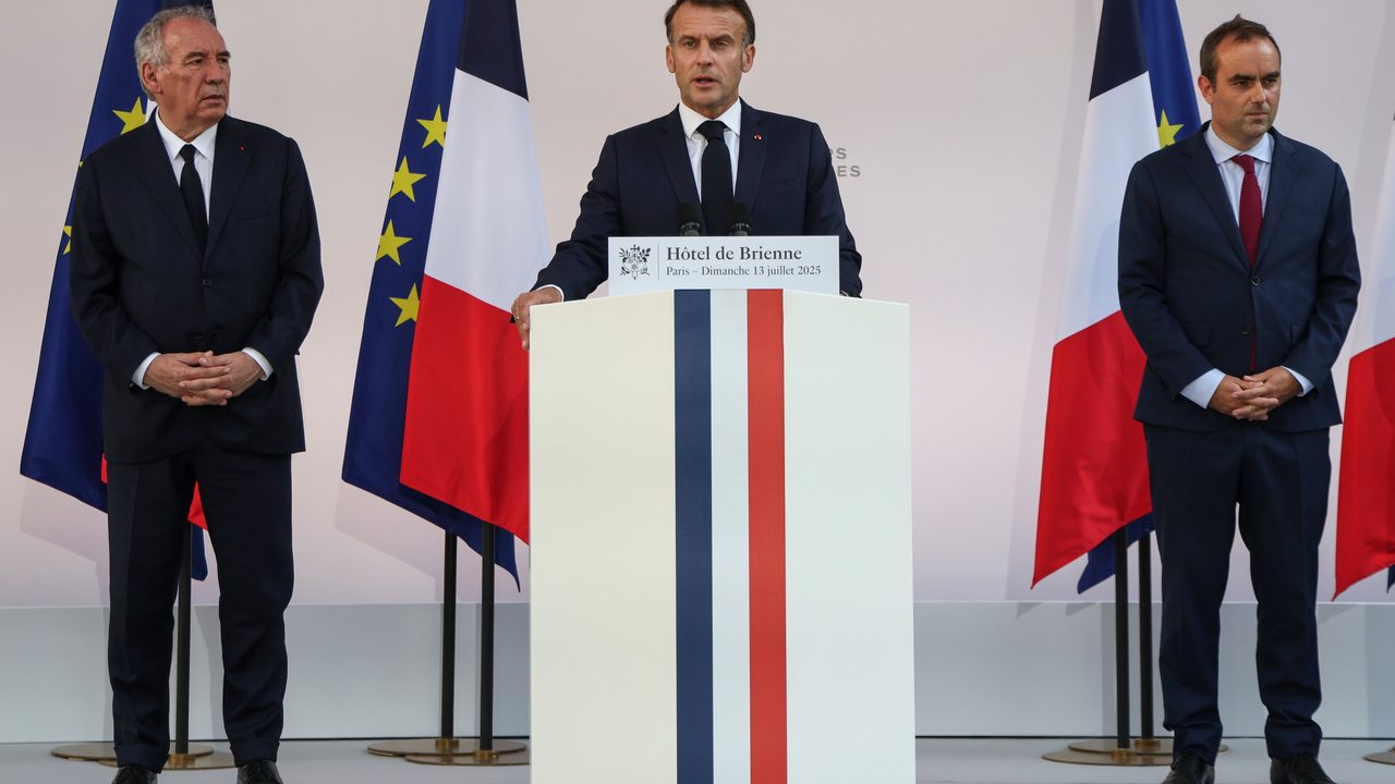 Macron anuncia un significativo aumento en el presupuesto Defensa hasta 2027