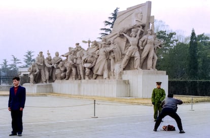 Mausoleo de Mao Zedong en la Plaza Tiananmen, en 1995.