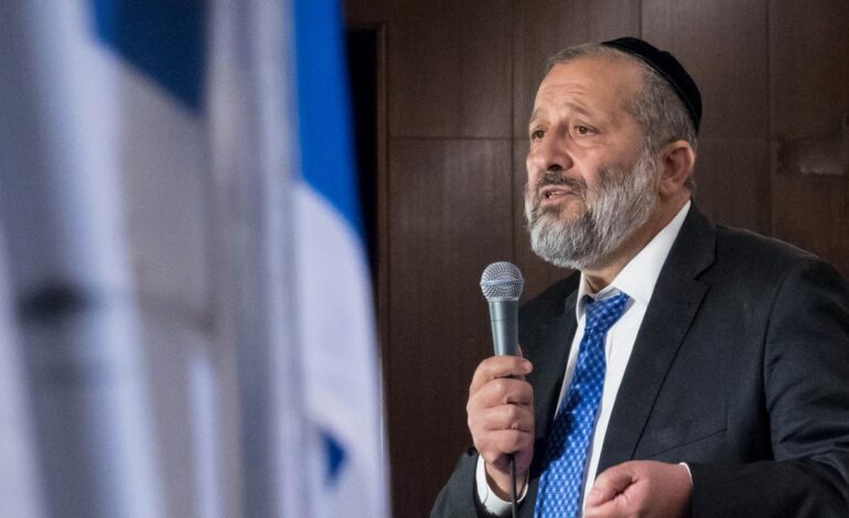 El partido ultraortodoxo Shas abandona el Gobierno coalición de Netanyahu, que gobernára en minoría