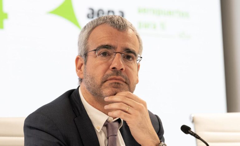 Competencia da luz verde a la subida del 6,5% de las tasas aeroportuarias de Aena para 2026
