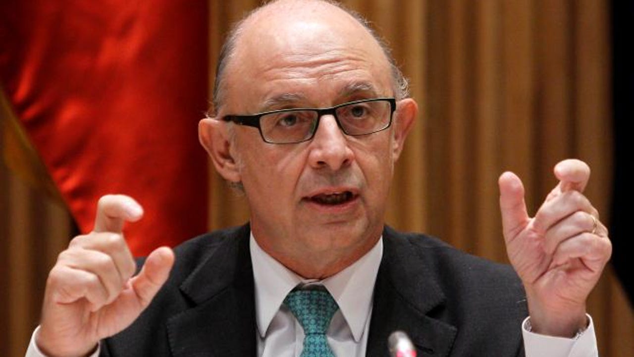 Última hora del 'Caso Montoro' y Hacienda, en directo: dimisiones y reacciones al trafico de leyes