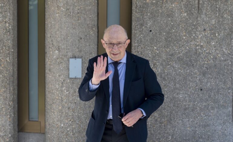los correos que apuntan a un posible vínculo directo de Montoro con Equipo Económico