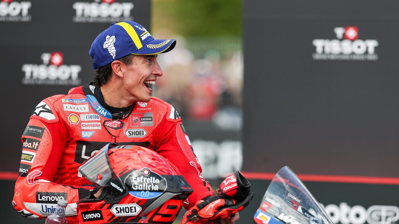 Marc Márquez hace historia en Brno tras conseguir su quinto doblete consecutivo