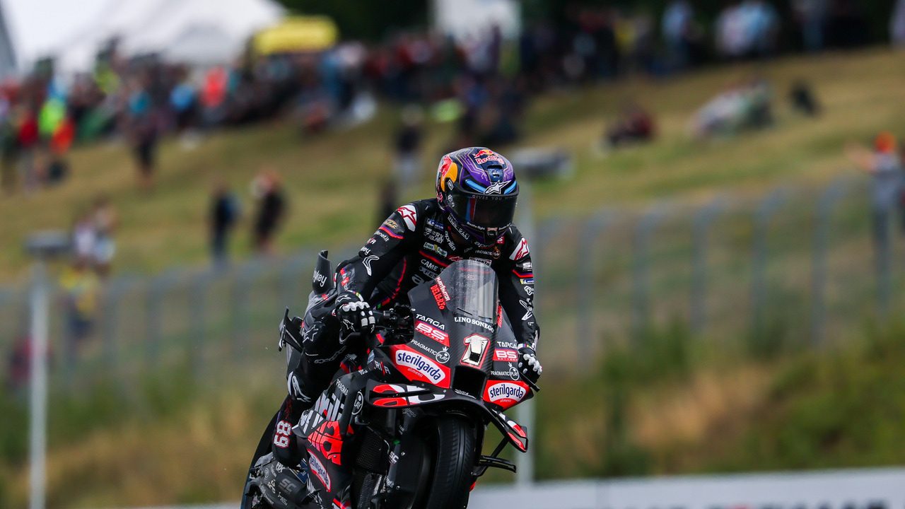 Jorge Martín y Aprilia vuelven a sonreír juntos: «Me siento en casa»