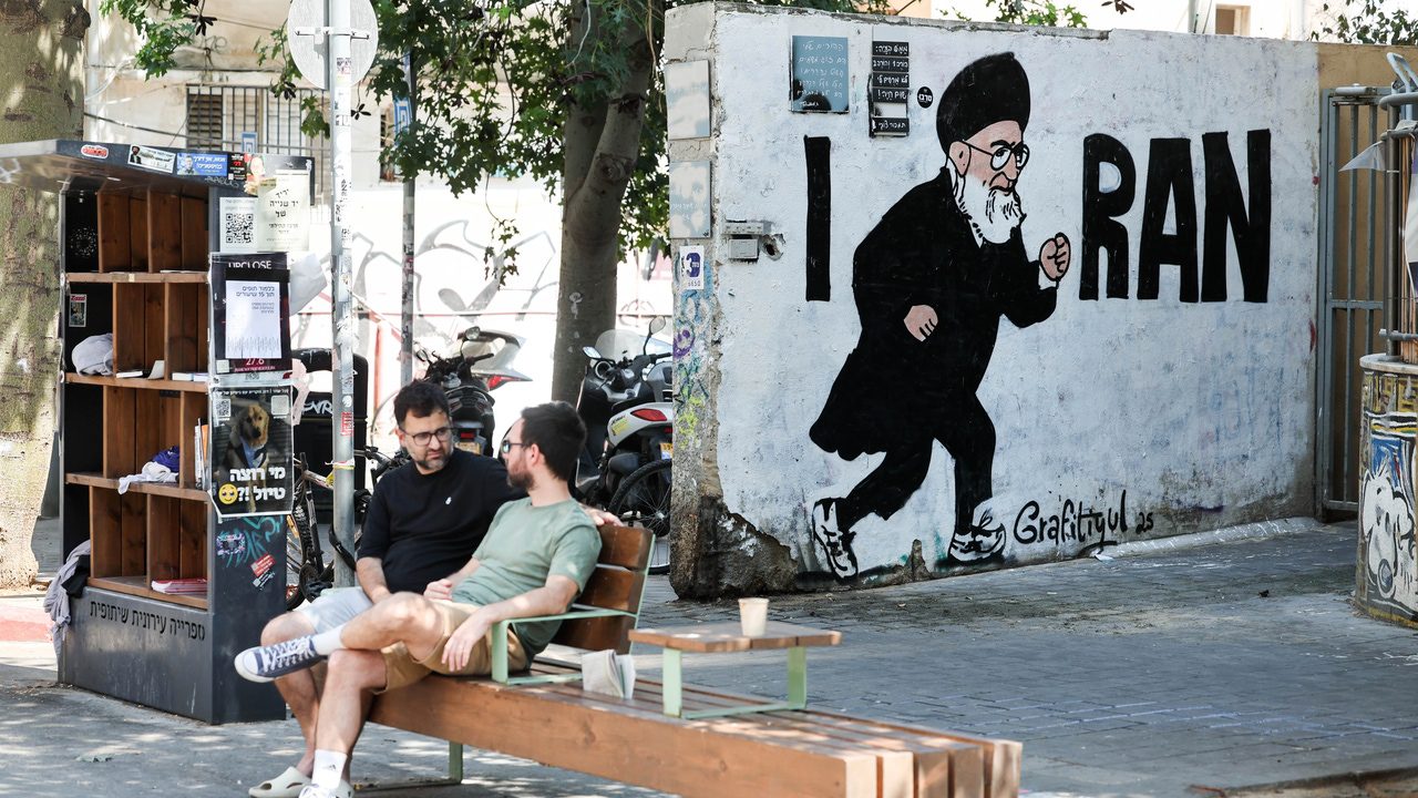 Irán reanudará las negociaciones nucleares con Alemania, Francia y Reino Unido