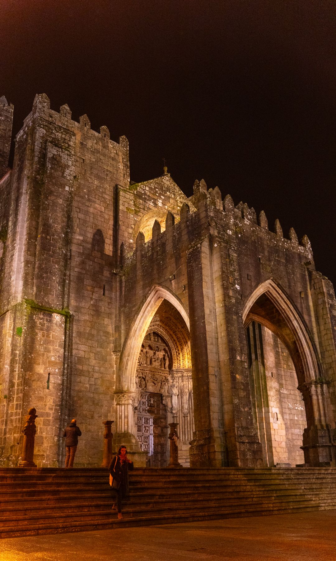 Fasade de la espectacular Catedral de Tui en Pontevedra, Galicia