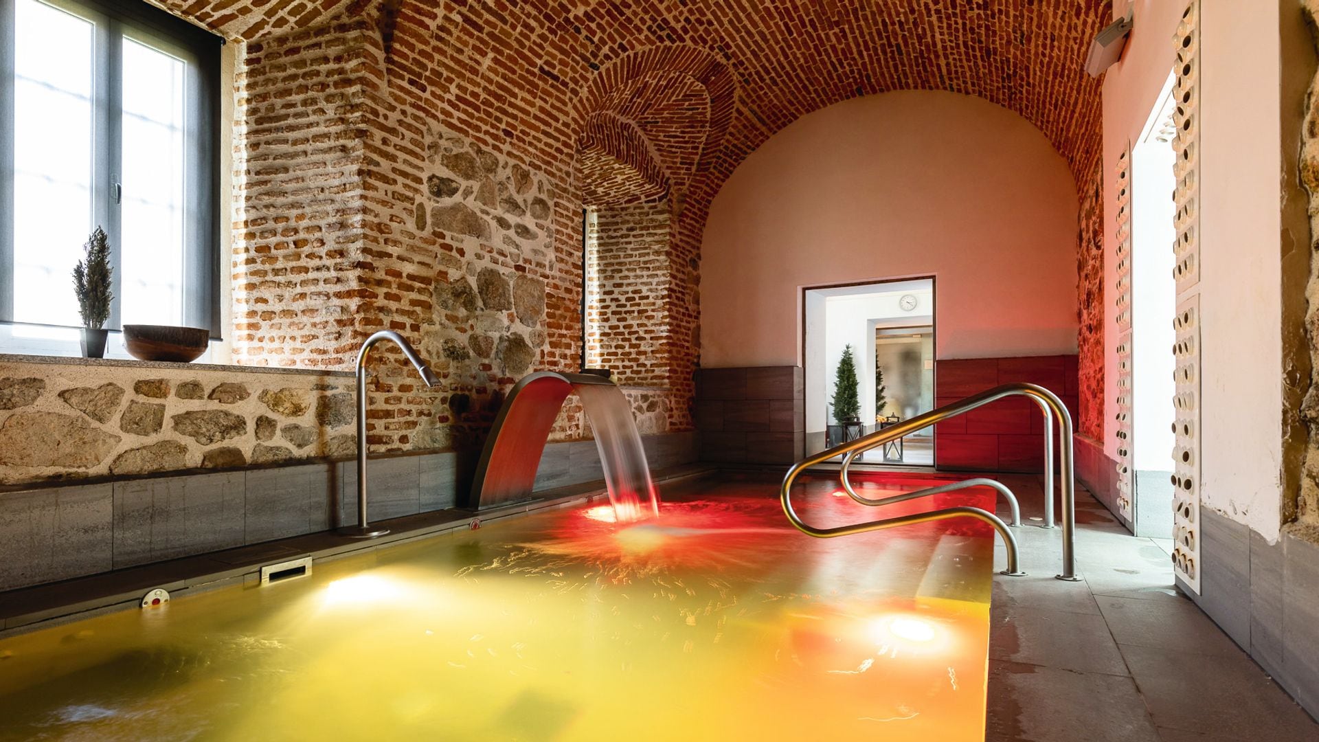 Farm Hostel Spa.