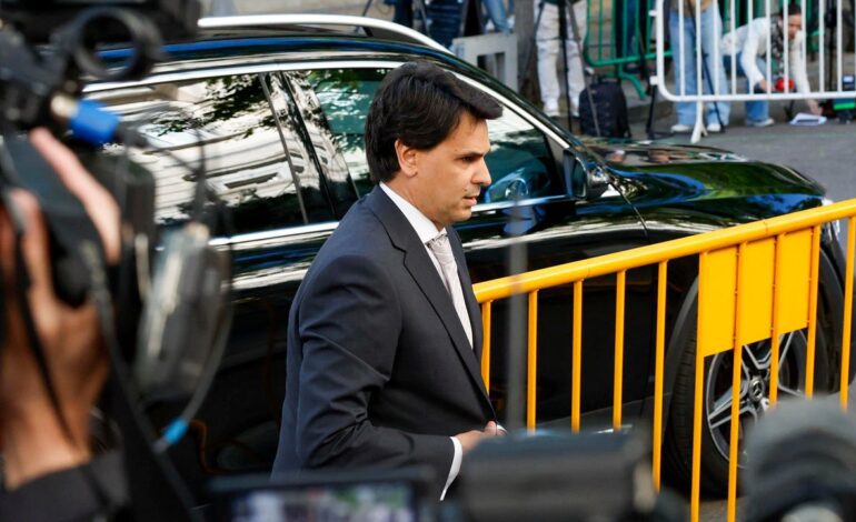 La jueza confirma el procesamiento del novio de Ayuso y rechaza su último intento de esquivar el banquillo