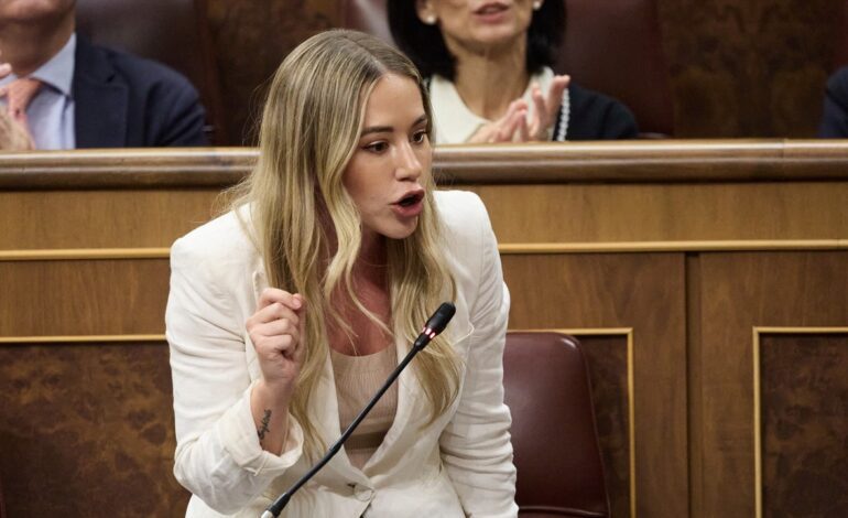 Noelia Núñez entrega su acta de diputada en el Congreso tras falsear su currículum