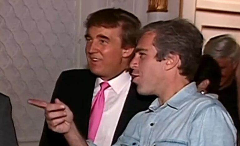 Congresistas demócratas solicitan una copia del libro del 50 cumpleaños de Epstein que contendría un poema de Trump