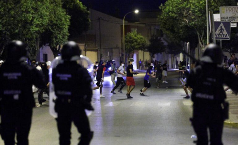 "Cacería" de migrantes en Torre Pacheco: ultraderechistas aupan una persecución racista en España