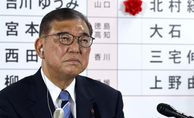 El primer ministro de Japón desmiente que vaya a dimitir tras la debacle electoral de su partido